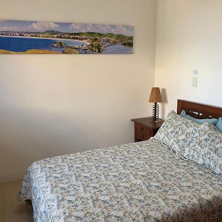Apartamento Pe Na Areia - Praia Do Forte Кабо Фрио Екстериор снимка